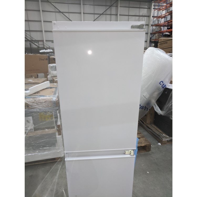 GRADE A3 - electriQ 54cm Wide 235L 50-50 Integrated Upright Fridge Freezer - White