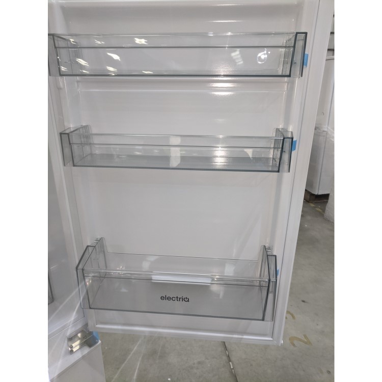 GRADE A3 - electriQ 235 Litre Integrated Fridge Freezer 50/50 Split 177cm Tall A+ Energy Rating 54cm Wide - White