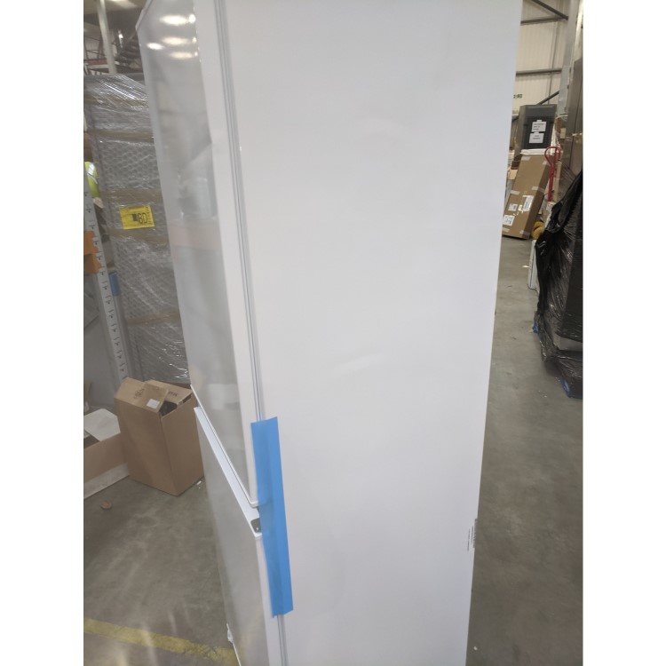 GRADE A3 - electriQ 235 Litre Integrated Fridge Freezer 50/50 Split 177cm Tall A+ Energy Rating 54cm Wide - White