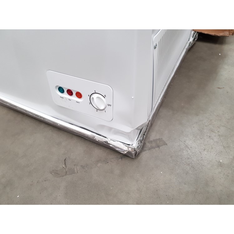 GRADE A3 - electriQ 300 Litre Chest Freezer 67cm Deep A+ Energy Rating 112cm Wide - White