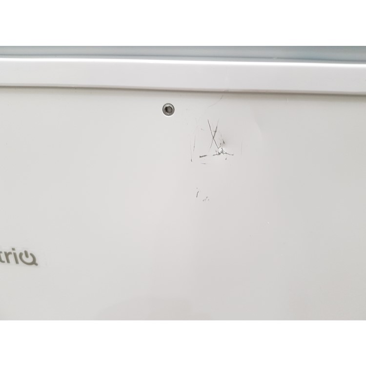 GRADE A3 - electriQ 300 Litre Chest Freezer 67cm Deep A+ Energy Rating 112cm Wide - White