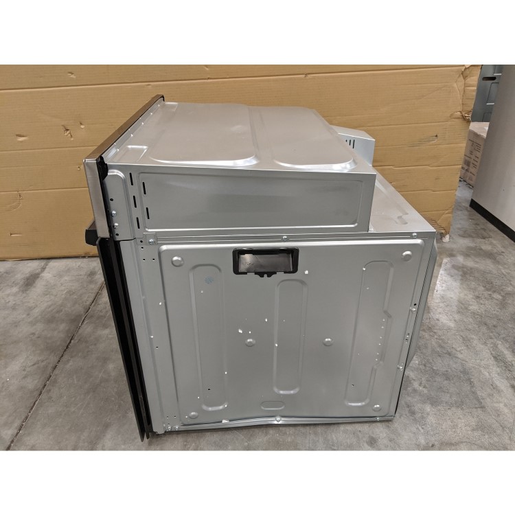 GRADE A2 - electriQ 70 litre 6 Function Built in Static Electric Single Oven - supplied with a plug