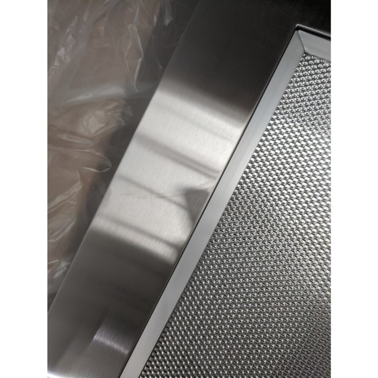 GRADE A2 - electriQ 60cm Stainless Steel Curved Glass Chimney Cooker Hood 