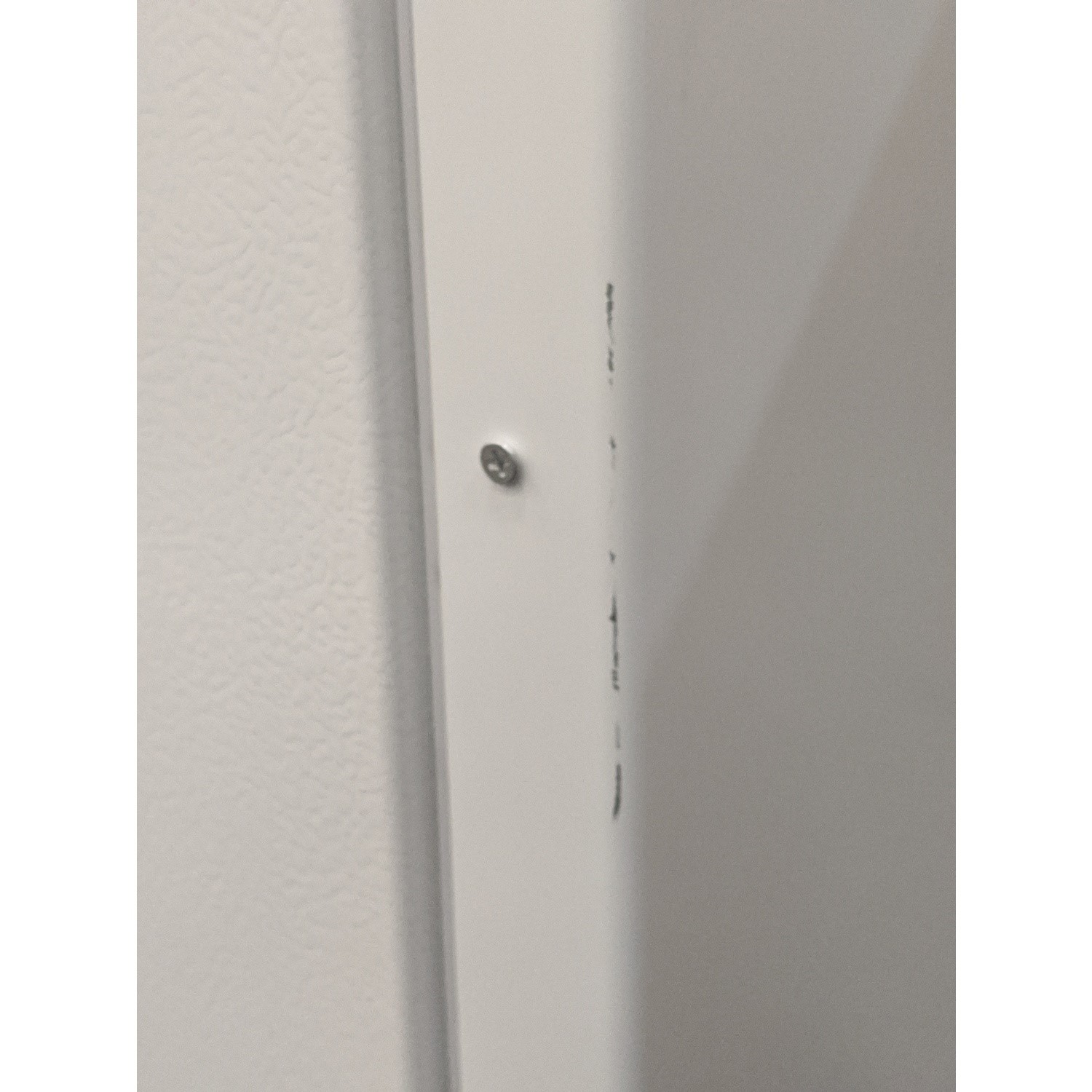 grade-a3-electriq-166-litre-freestanding-upright-freezer-144cm-tall