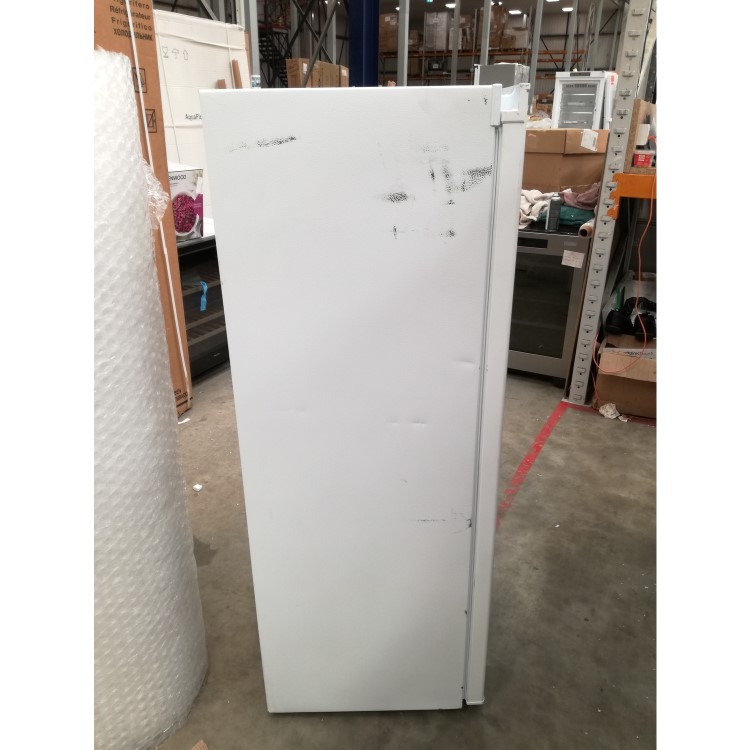 GRADE A3 - electriQ EQFS1420FZ 157 Litre Freestanding Upright Freezer 142cm Tall A+ Energy Rating 55cm Wide - White