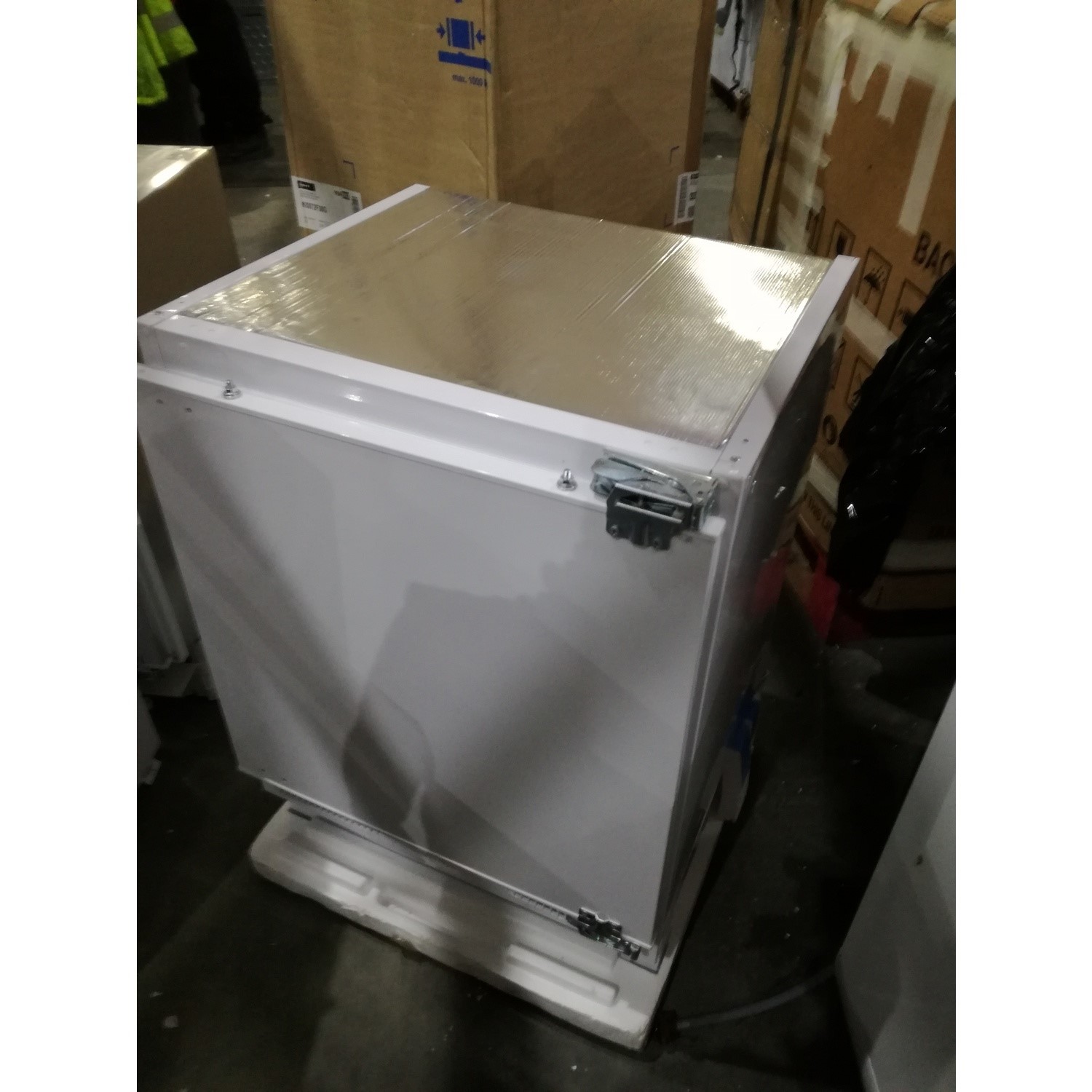 GRADE A3 electriQ 133 Litre Integrated Under Counter Fridge A+ Energy