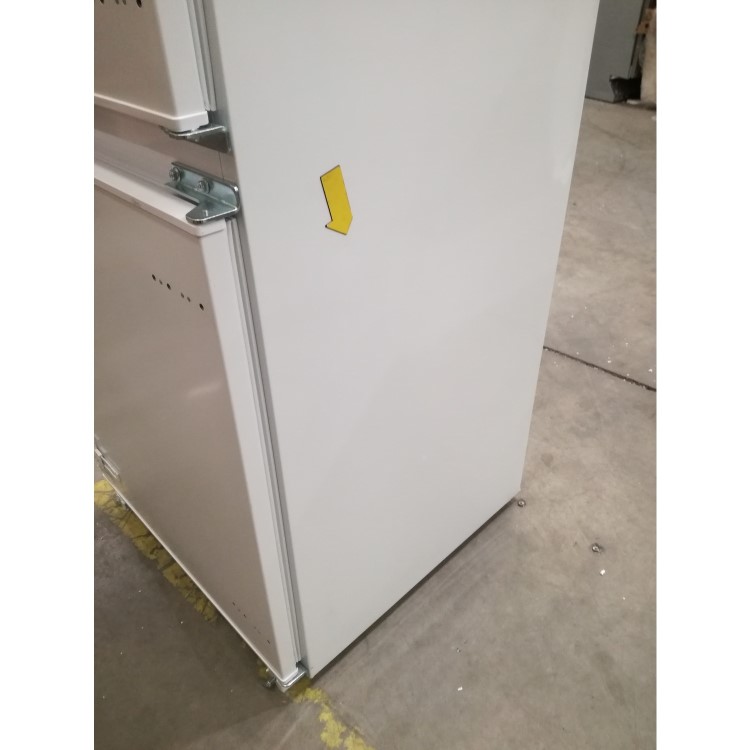 Refurbished electriQ 269 Litre Integrated Fridge Freezer 70/30 Split 177cm Tall 54cm Wide - White
