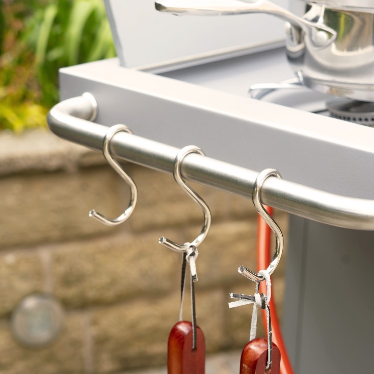 Refurbished electriQ The Georgia Classic 6 Burner Gas BBQ with side burners in Stainless Steel Includes FREE BBQ Cover and Utensil Set