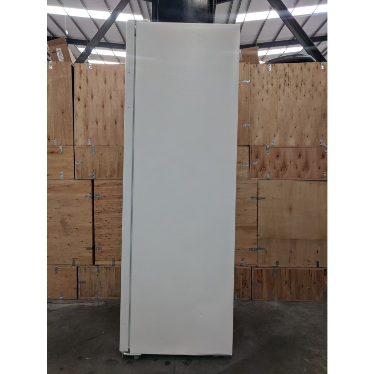 Refurbished electriQ eiQFSFF17055 Freestanding 206 Litre Upright Freezer White