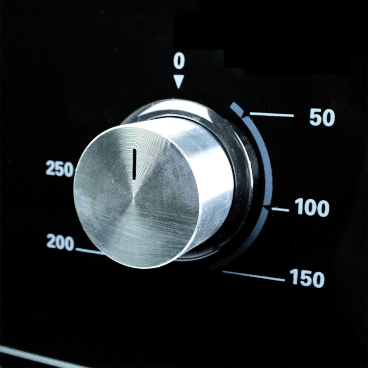 electriQ 65L 9 Function Plug In Electric Fan Single Oven - Black