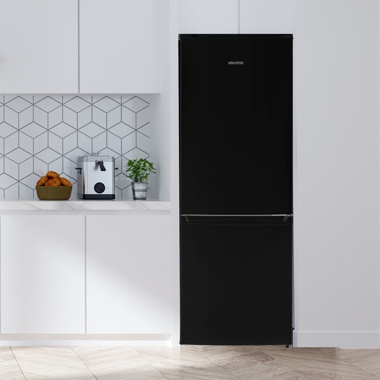 Refurbished electriQ eqfs50141ffb Freestanding 167 Litre 60/40 Split Fridge Freezer Black