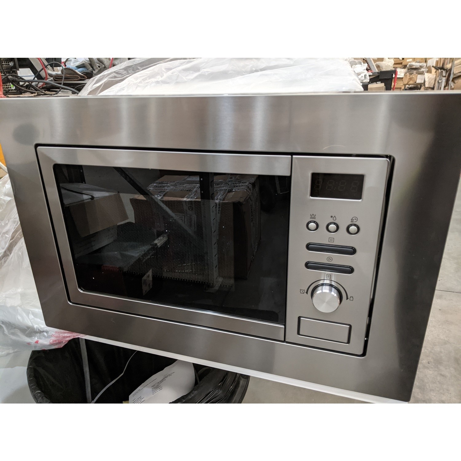 Refurbished electriQ EIQMOGBI20 Built In 20L with Grill 800W Digital