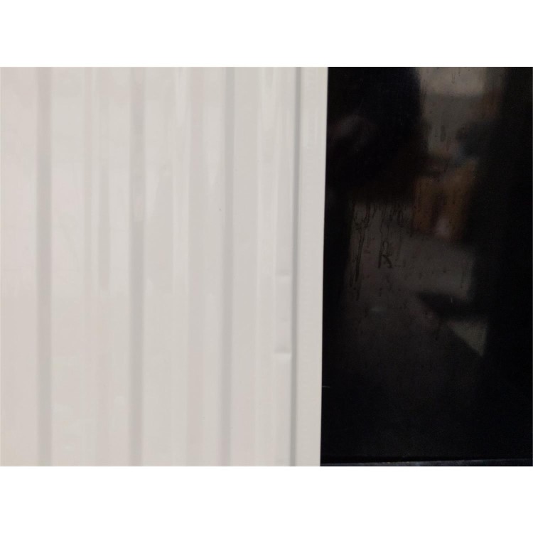 Refurbished electriQ 800W Slim Wall Mounted Oil Filled Radiator - White