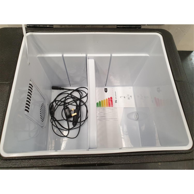 Refurbished electriQ eiQ45LCOOLBOXVE 45 Litre Portable Cooler Box Black