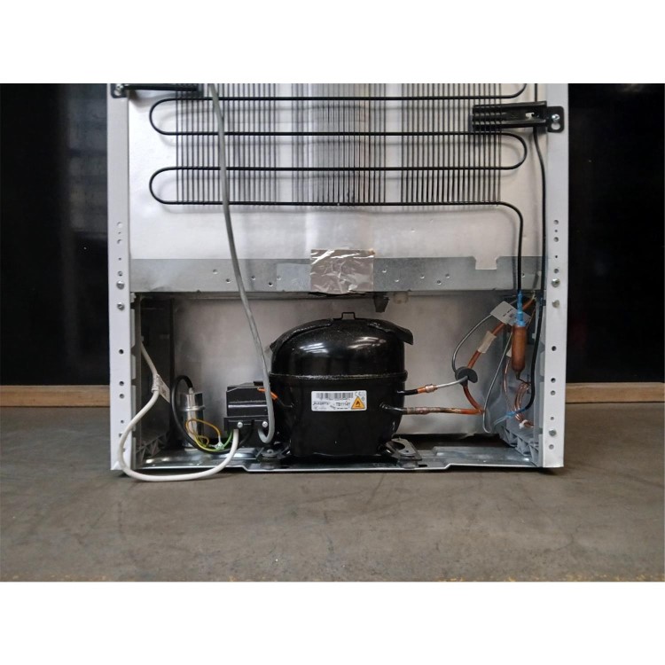 GRADE A3 - electriQ 230 Litre 177cm Frost Free 50/50 Integrated Fridge Freezer - White with Sliding Door Hinge