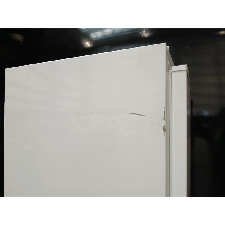 GRADE A3 - electriQ 230 Litre 177cm Frost Free 50/50 Integrated Fridge Freezer - White with Sliding Door Hinge