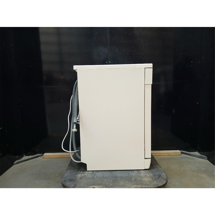 GRADE A2 - electriQ Series 2 Freestanding Slimline Dishwasher - D-Rated White