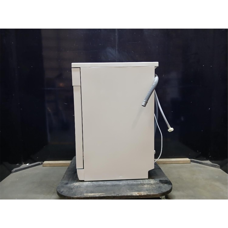 GRADE A2 - electriQ Freestanding Slimline Dishwasher - White