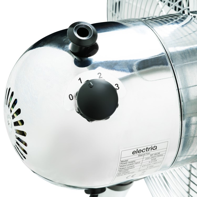 GRADE A2 - electriQ 12 Inch Chrome Desk Fan With Oscillating Function