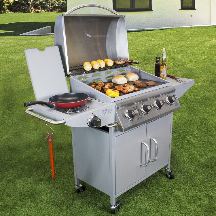 GRADE A3 - The West Virginia Classic 4 + 1 Burner Gas BBQ in Silver. 