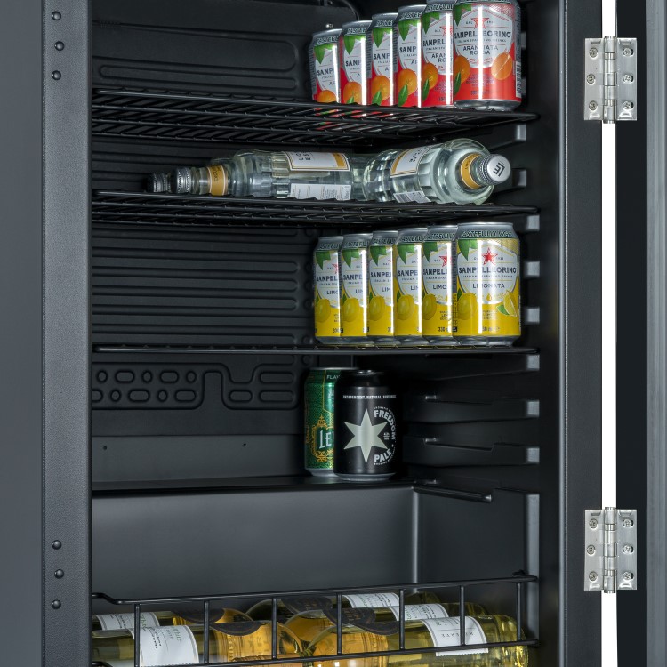 Refurbished electriQ eiQRETRO115DFBLK 115 Litre Retro Drinks Fridge Black